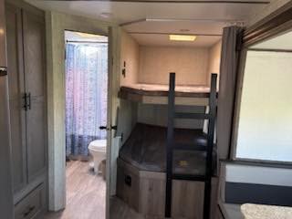 Used 2021 Gulf Stream RV 268BH  Glenpool inventory - gallery image 13 featured at Glenpool Camper Sales near Tulsa