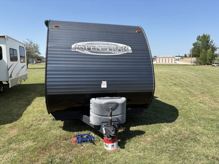 Tulsa area Used 2016 Dutchmen RV Aspen Trail 2760BHS for sale - gallery image 12 located in Glenpool Camper Sales Tulsa Oklahoma