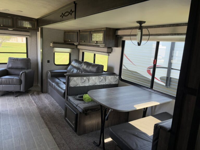 Used 2020 Heartland RV M27 Oklahoma dealer special - gallery image 11 available in Glenpool Camper Sales Tulsa area