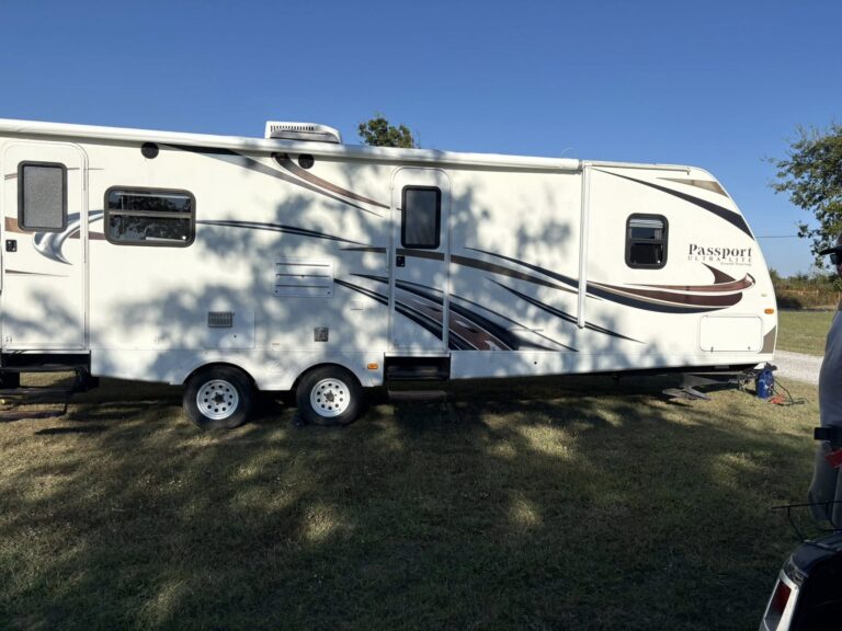 quality Used 2011 available now - gallery image 2 in Glenpool Camper Sales Glenpool