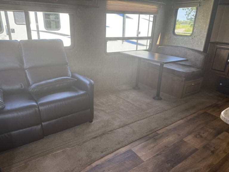 affordable Used 2016 move-in ready - gallery image 10 showcased at Glenpool Camper Sales Glenpool