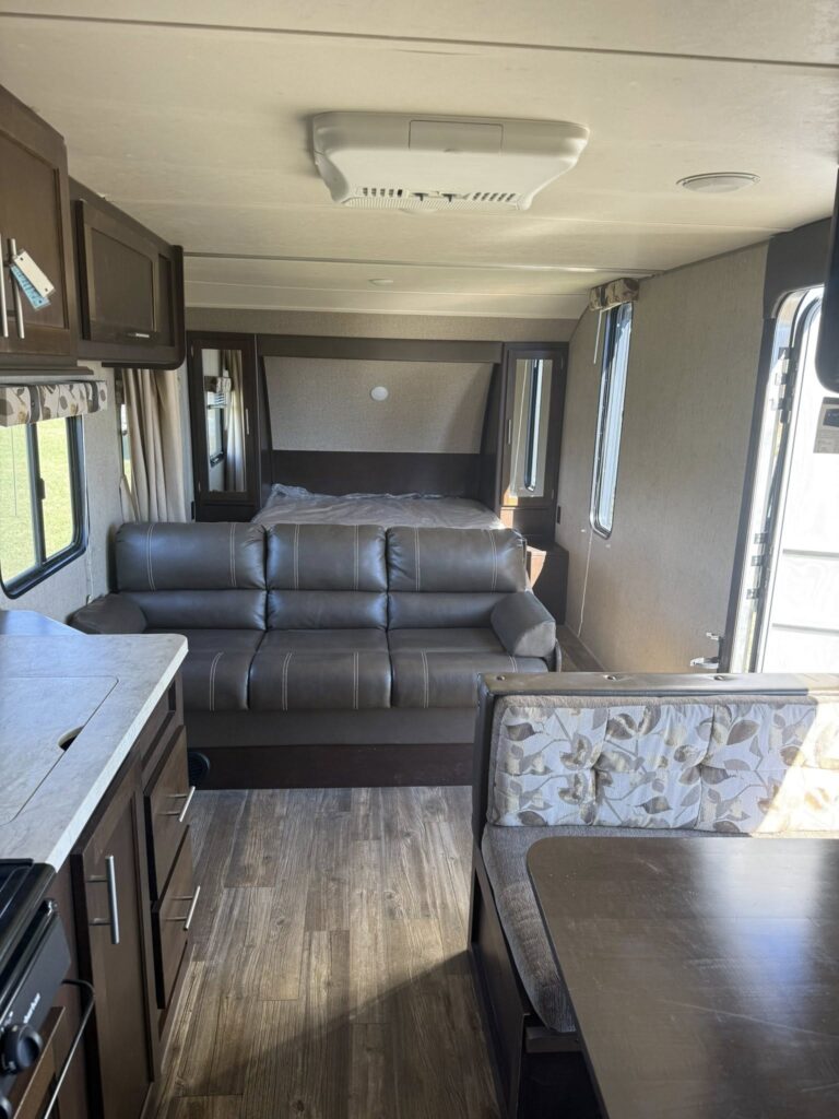 well-maintained Used 2017 Forest River Cherokee 26BHSE priced to sell - gallery image 8 offered by Glenpool Camper Sales near Tulsa