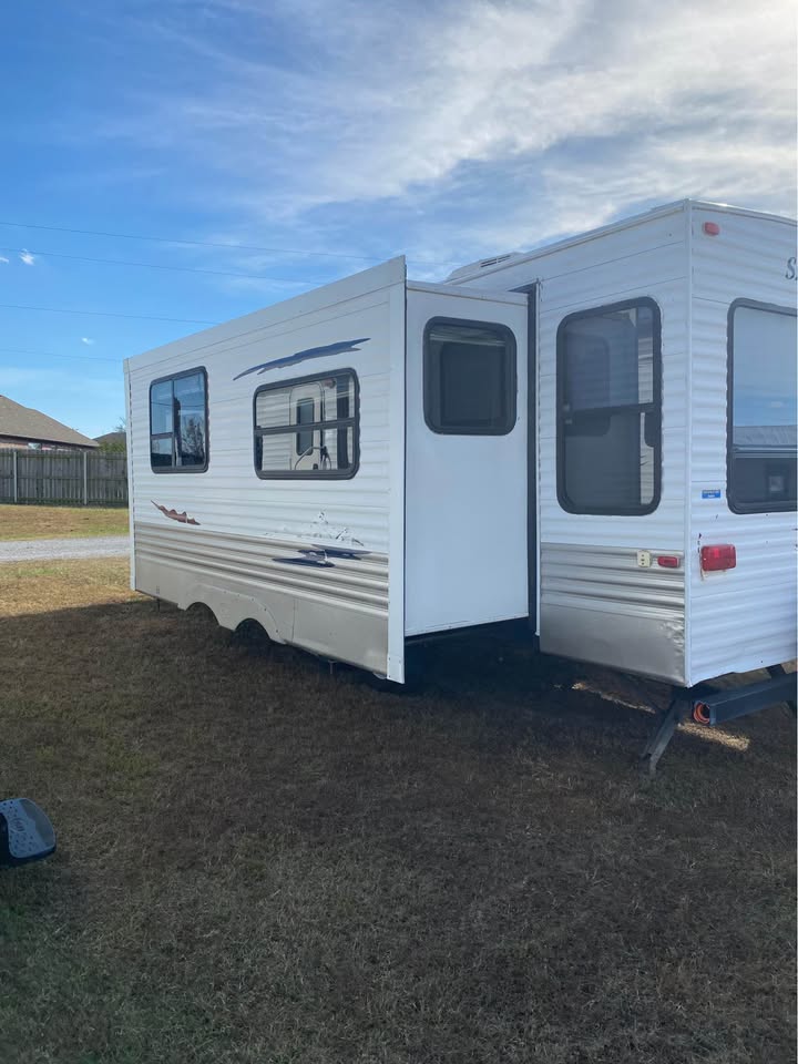 Used 2009 Keystone RV Springdale 266 in stock - gallery image 3 located in Glenpool Camper Sales Tulsa area