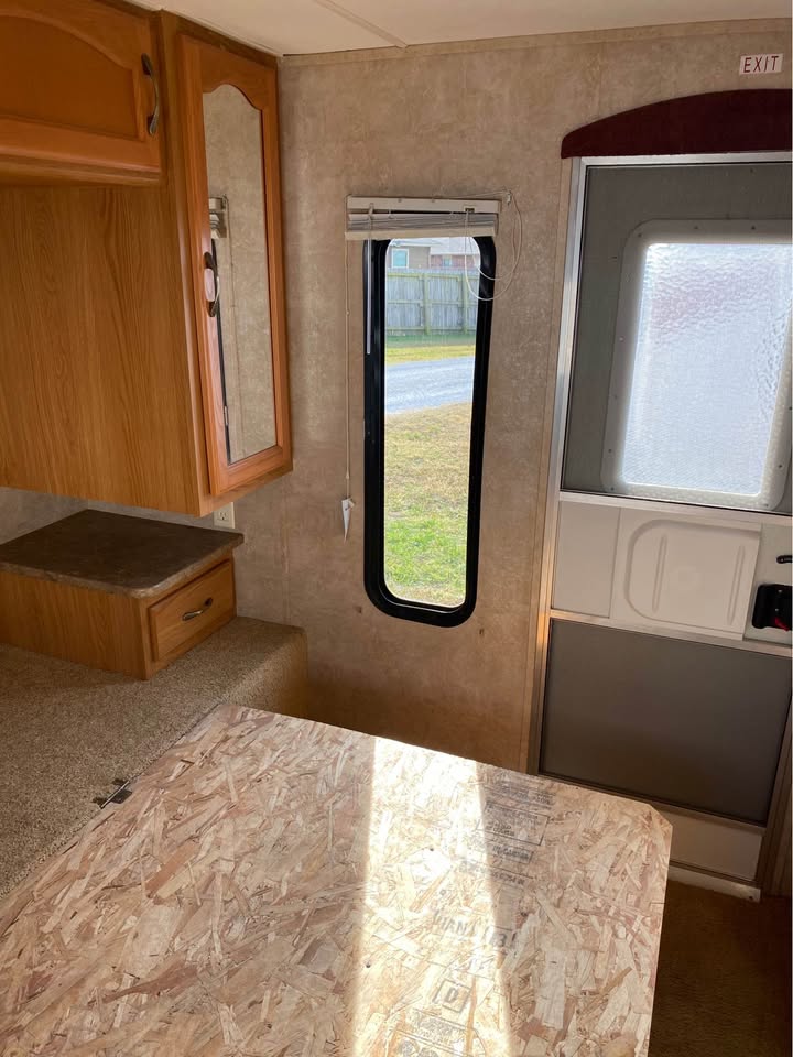 Used 2009 Keystone RV Springdale 266 Glenpool inventory - gallery image 13 featured at Glenpool Camper Sales Tulsa area