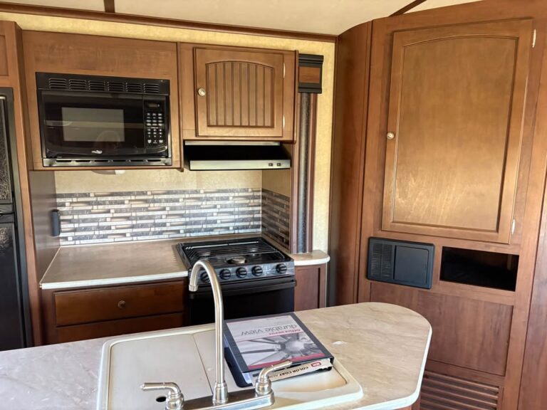 Used 2014 Jayco White Hawk 27DSRB Oklahoma dealer special - gallery image 11 available in Glenpool Camper Sales near Tulsa