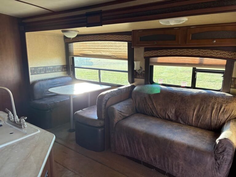 Tulsa area Used 2014 Jayco White Hawk 27DSRB for sale - gallery image 12 located in Glenpool Camper Sales near Tulsa