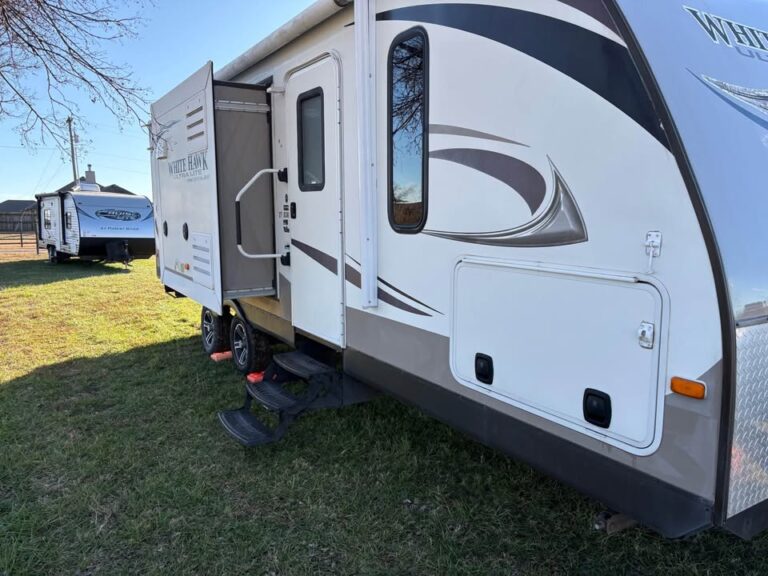 quality Used 2014 Jayco White Hawk 27DSRB available now - gallery image 2 in Glenpool Camper Sales near Tulsa