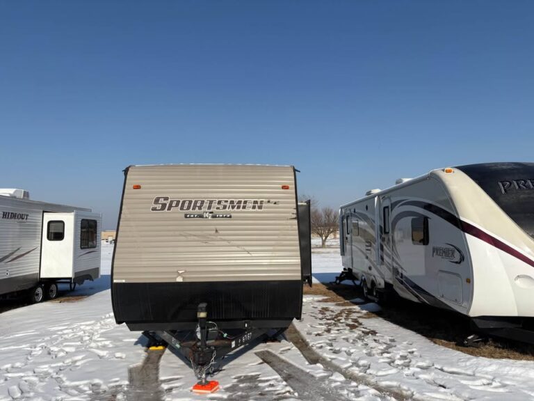 Used 2017 KZ RV Sportman 241RLLE dealership special - gallery image 9 featured at Glenpool Camper Sales Tulsa Oklahoma