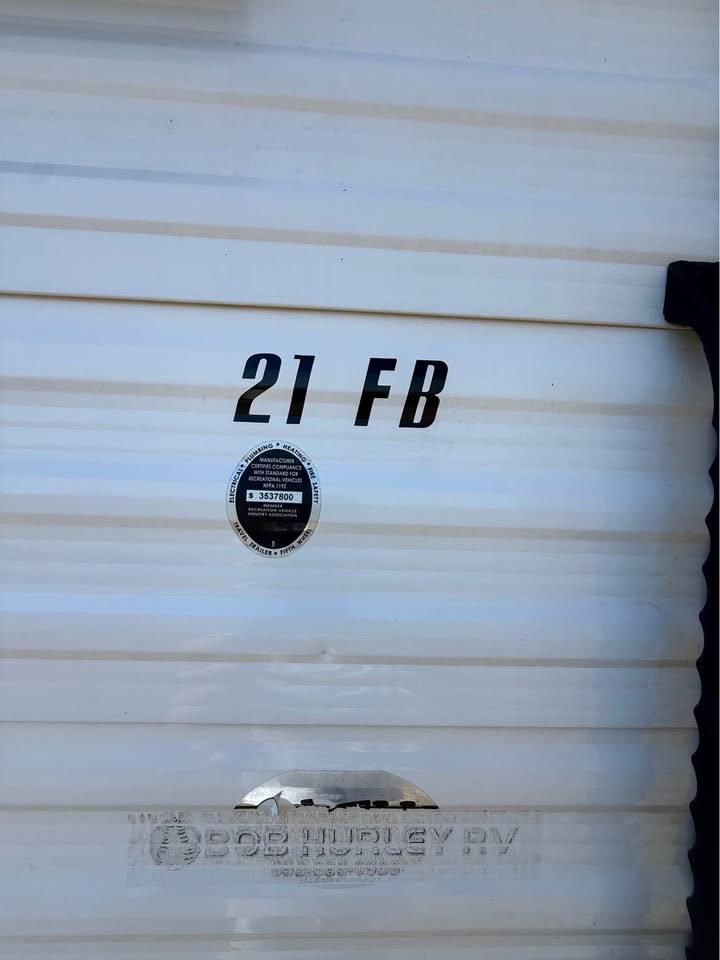 pristine Used 2014 Starcraft RV AR Maxx 21FB ready for delivery - gallery image 6 from Glenpool Camper Sales Oklahoma RV dealer