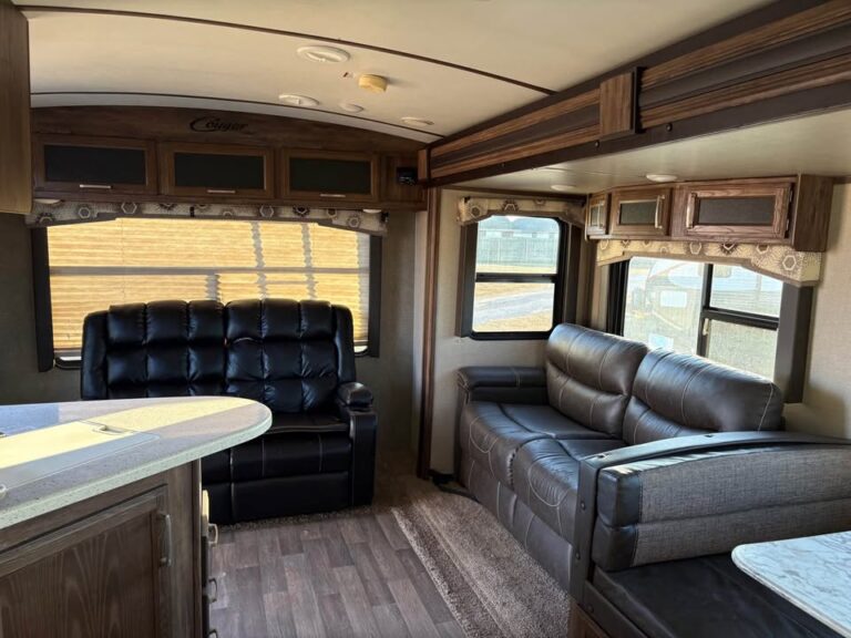 affordable Used 2017 Keystone Cougar 28RLS move-in ready - gallery image 10 showcased at Glenpool Camper Sales Glenpool OK