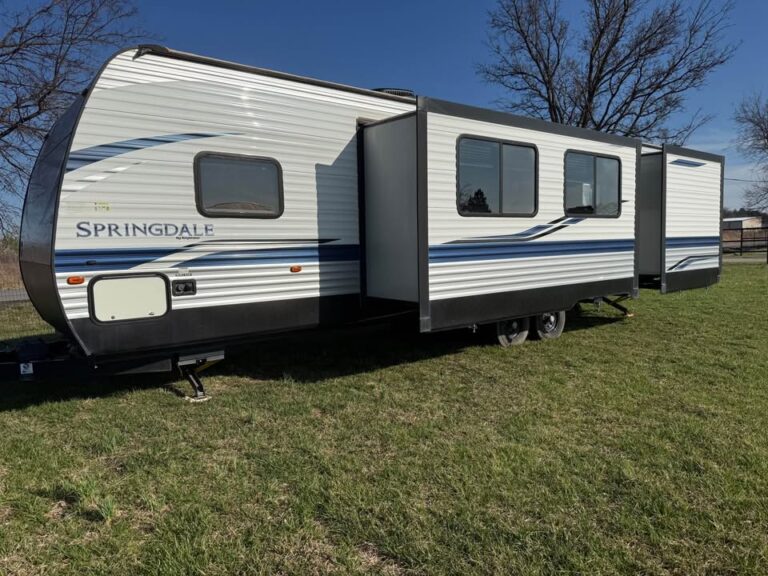 quality Used 2020 Keystone Springdale 303BH available now - gallery image 2 in Glenpool Camper Sales Glenpool OK