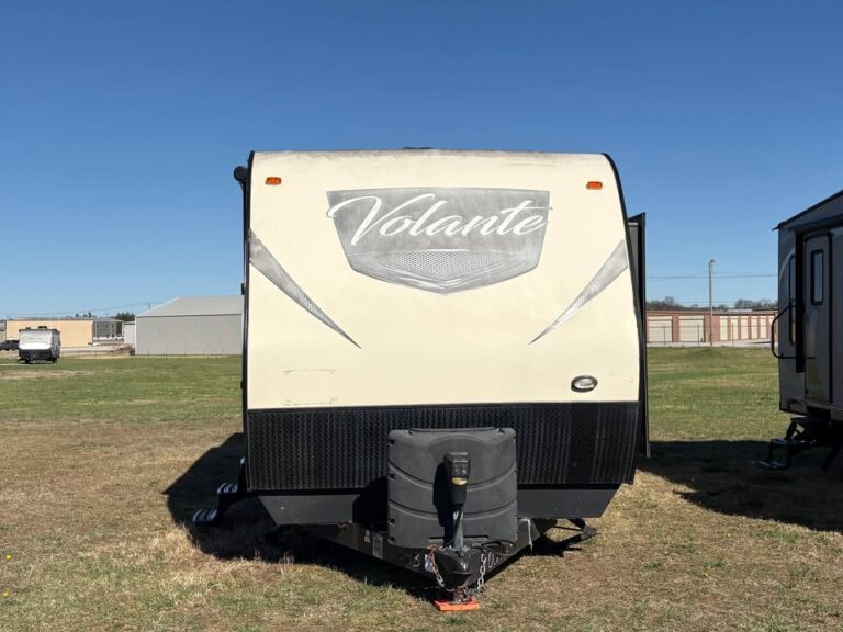 Used 2017 Keystone Volante 33SB in stock - gallery image 3 located in Glenpool Camper Sales Oklahoma RV dealer