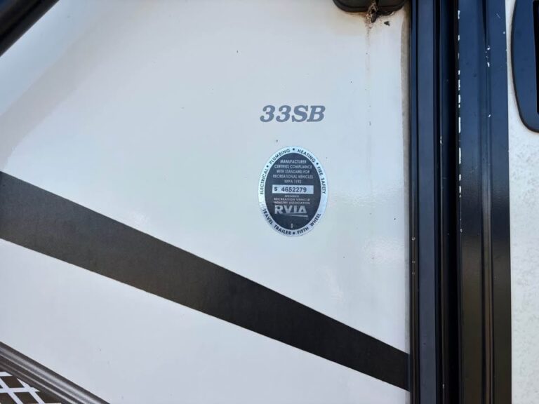 Used 2017 Keystone Volante 33SB for sale by dealer - gallery image 5 sold by Glenpool Camper Sales Oklahoma RV dealer