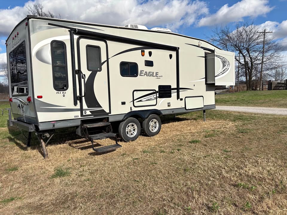 affordable Used 2012 Jayco Eagle RLS main photo at Glenpool Camper Sales Tulsa area