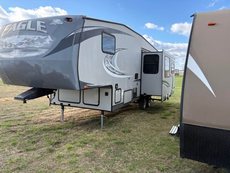 Used 2012 Jayco Eagle RLS in stock - gallery image 3 located in Glenpool Camper Sales Tulsa area