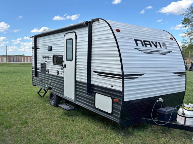 Used 2019 Prime Time RV Navi 17BHS for sale - adventure-ready RV at Glenpool Camper Sales Glenpool OK