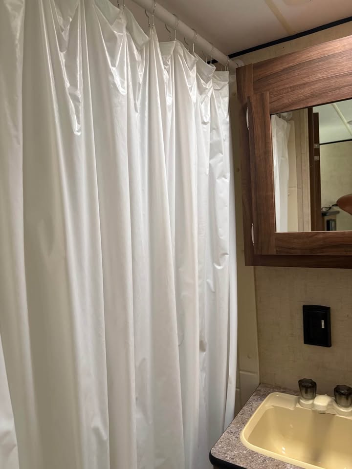 Oklahoma Used 2017 KZ RV Sportman 281 dealership quality - gallery image 14 showcased in Glenpool Camper Sales Tulsa area