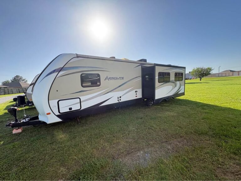 quality Used 2016 Dutchmen RV Aerolite 294RKSS available now - gallery image 2 in Glenpool Camper Sales Tulsa Oklahoma