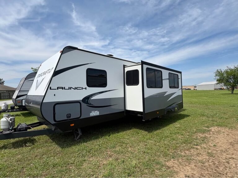 Used 2017 Starcraft RV Launch 27BHU in stock - gallery image 3 located in Glenpool Camper Sales Glenpool OK