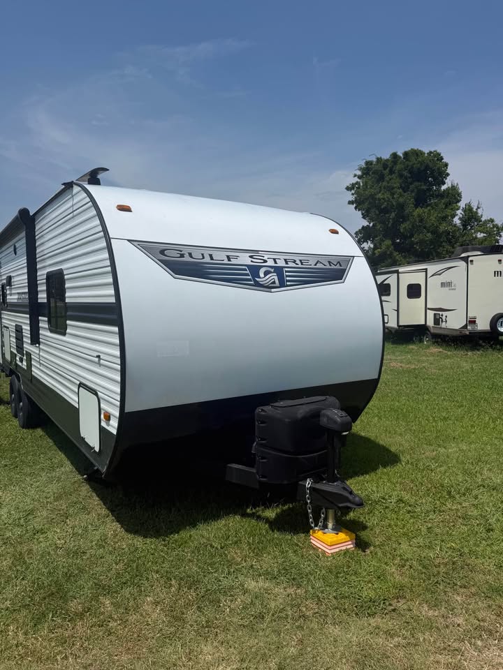 Used 2022 Gulf Stream Innsbruck 24RLS in stock - gallery image 3 located in Glenpool Camper Sales Glenpool OK