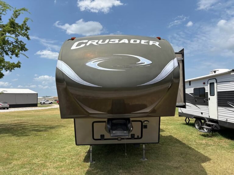 Used 2014 Forest River Crusader 334 in stock - gallery image 3 located in Glenpool Camper Sales Tulsa area